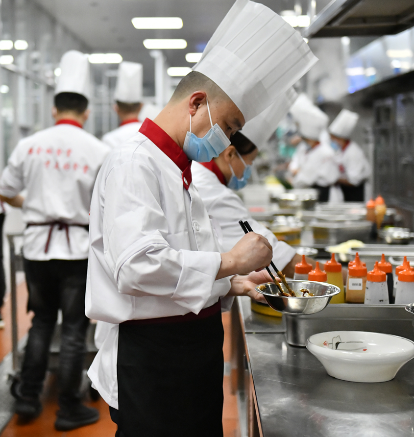 Cmp(冠军)官网 - 西甲希洪竞技主赞助商